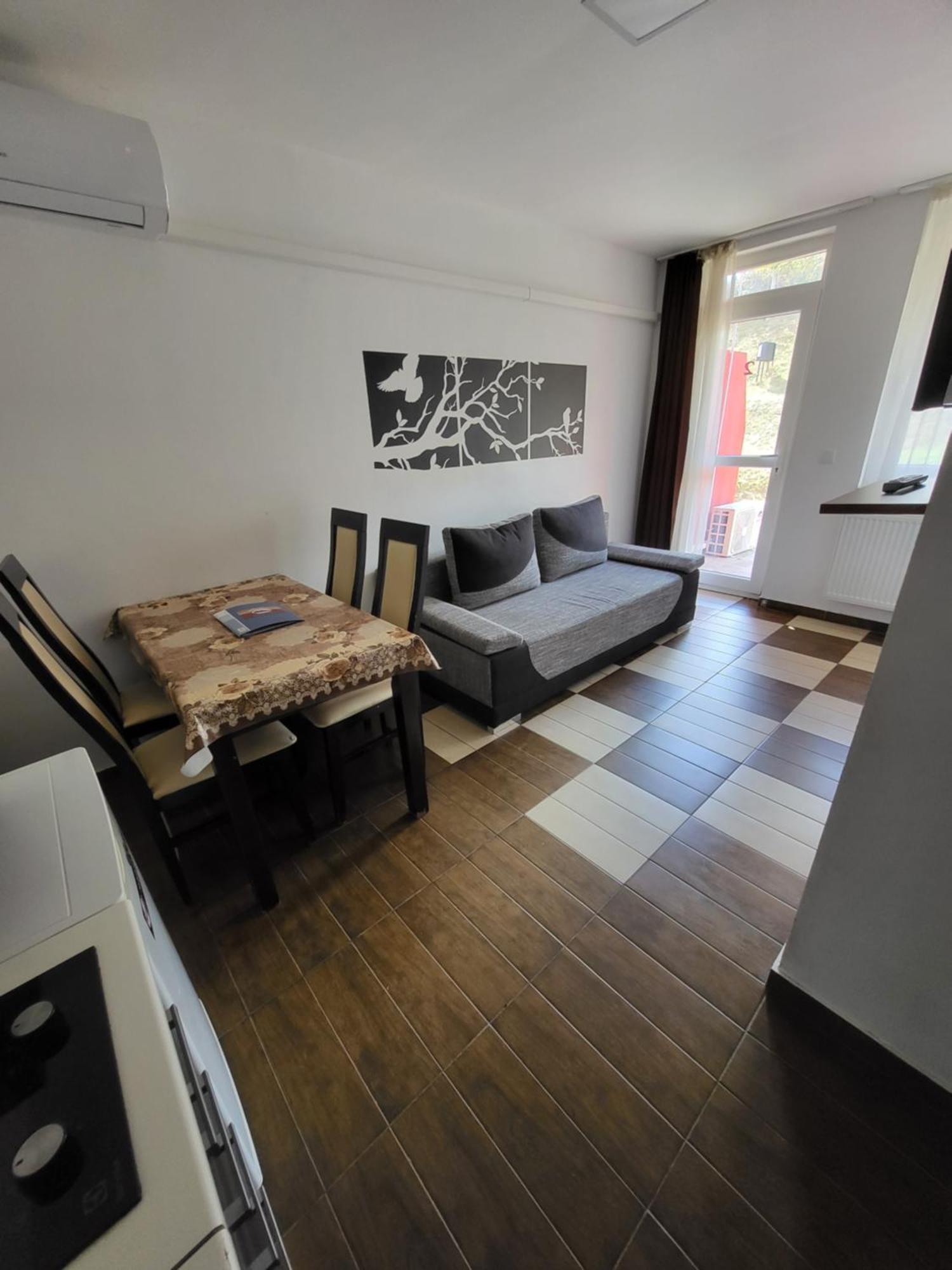 Marika Apartman סופרון מראה חיצוני תמונה